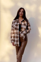 Load image into Gallery viewer, oversize shop Rayaline fashion style clothing closet outfit outfits ideas idea shakes plaid brown  how to style 
