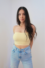 Load image into Gallery viewer, VENICE SEAMLESS TUBE TOP IN BANANA
